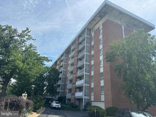 5250 VALLEY FORGE DRIVE 109