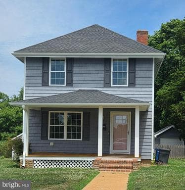220 BELVEDERE AVENUE - Photo 1