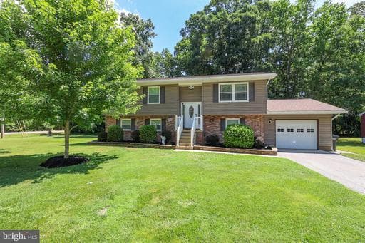 21700 ENDEAVOR STREET - Photo 1