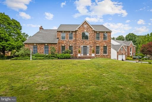 2900 BLOWING ROCK COURT - Photo 1