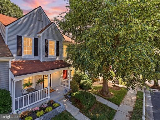 6324 CHIMNEY WOOD COURT