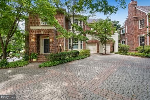 9209 TOWN GATE LANE