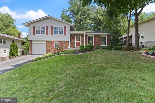5803 WOOD LAUREL COURT - Photo 1