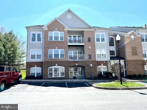 200 KINGS CROSSING CIRCLE 1-A - Photo 1