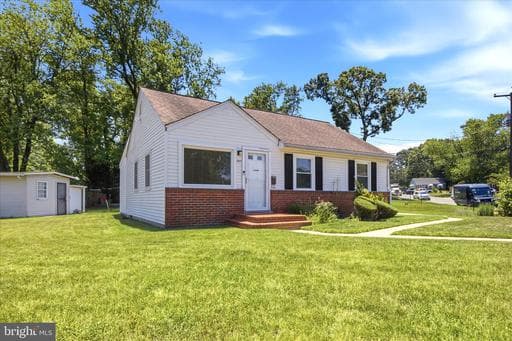 3907 91ST AVENUE - Photo 1