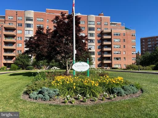 3601 GREENWAY 708