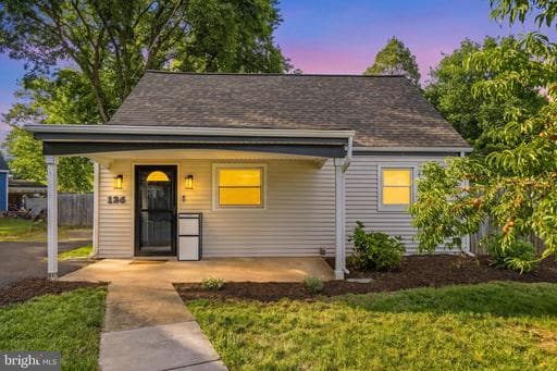 126 MACE STREET - Photo 1