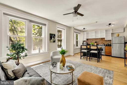 1869 MINTWOOD PLACE 24 - Photo 1