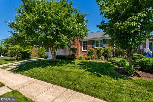 4909 Aurora Dr, Kensington, MD 20895-1202, United States - Photo 1