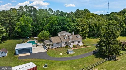 104 RABBIT ROAD