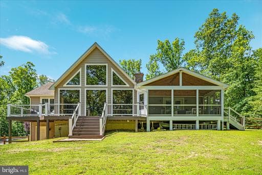 182 MAYWOOD DRIVE - Photo 1