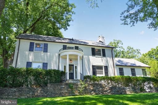 5141 PALISADE LANE
