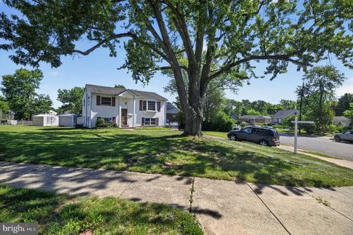 9300 BAKER STREET - Photo 1