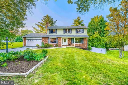 10048 CENTURY DRIVE - Photo 1