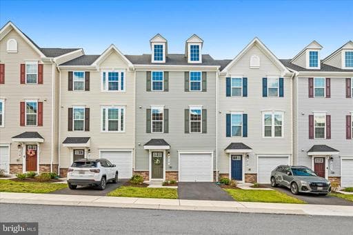 315 PEMBERTON PARK LANE