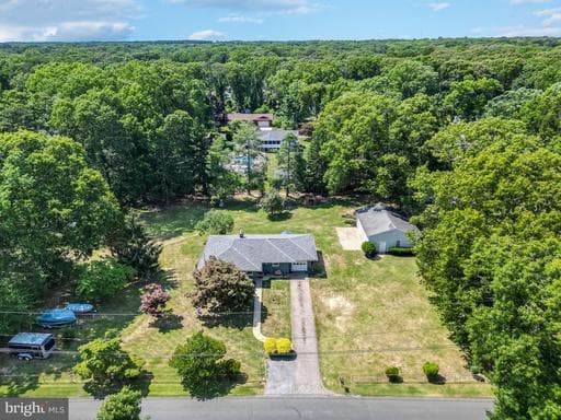 8408 MARYLAND ROAD - Photo 1