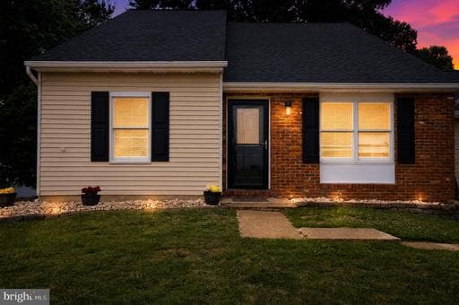 325 DOUBLE EAGLE DRIVE - Photo 1