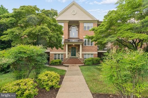 1715 LANDMARK DRIVE 3B - Photo 1