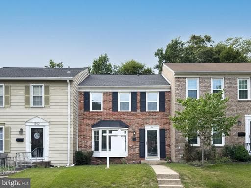 1750 LAURANCE COURT - Photo 1