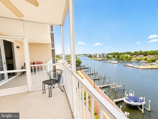 530 RIVERSIDE DRIVE 405