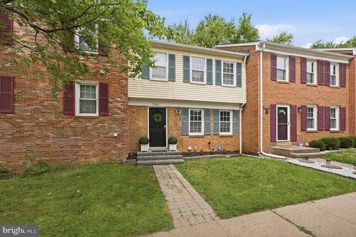 8260 GETTY COURT