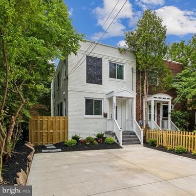 415 E MASON AVENUE - Photo 1