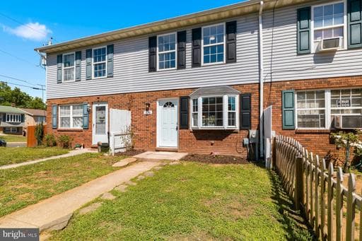 176 S COURT STREET - Photo 1