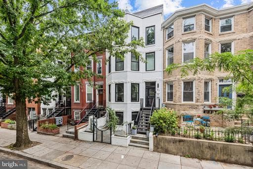 43 QUINCY PLACE 1 - Photo 1