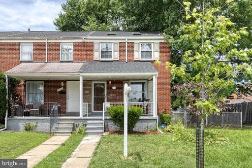 958 MIDDLEBOROUGH ROAD - Photo 1