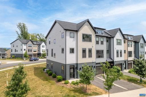 2217 FOWLER CIR,CHARLOTTESVILLE,VA,22901,ALBEMARLE