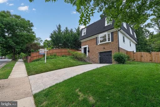 250 Aspen ST ALEXANDRIA VA 22305