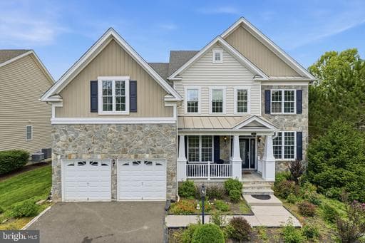 15300 Turning Leaf Pl, Haymarket, VA 20169-8132, United States - Photo 1