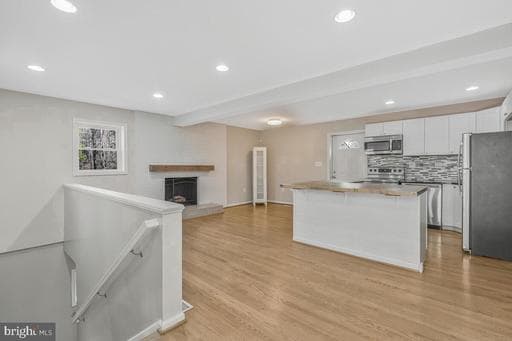 1116 Ute Way, Capitol Heights, MD 20743-4122, United States