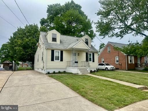 612 N WOODWARD DRIVE - Photo 1