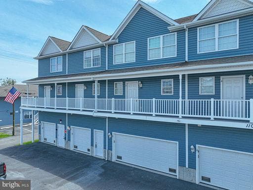 1108 SAINT LOUIS AVENUE 2