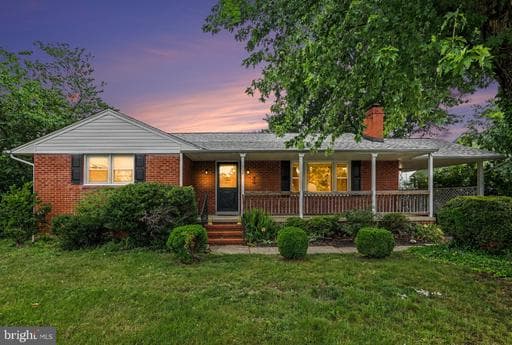 125 HILLCREST DRIVE