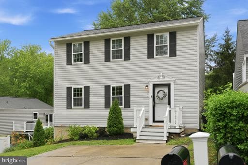 925 RYECROFT COURT - Photo 1