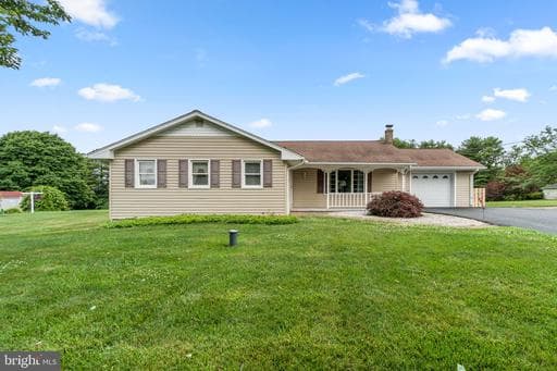 557 OAK TREE ROAD - Photo 1