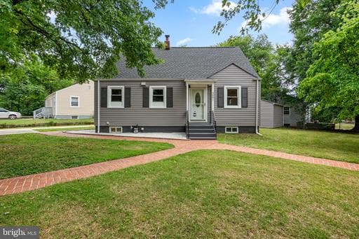 3001 LANCER PLACE - Photo 1