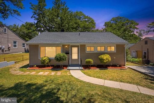 3713 INGALLS AVENUE - Photo 1