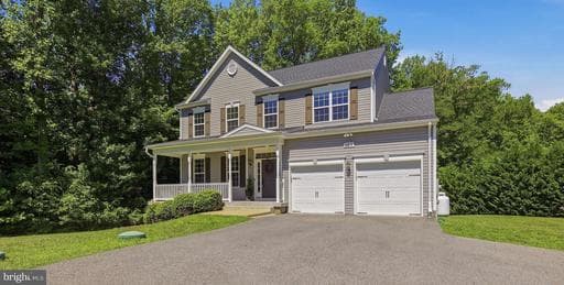480 SYLVAN PLACE - Photo 1