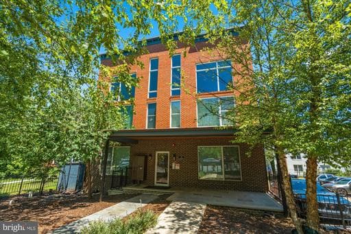 37 MISSOURI AVENUE 12