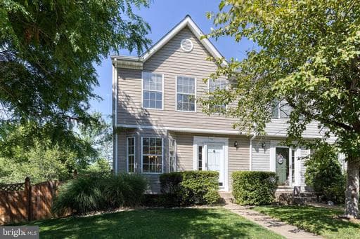 710 MEDINAH CIRCLE - Photo 1