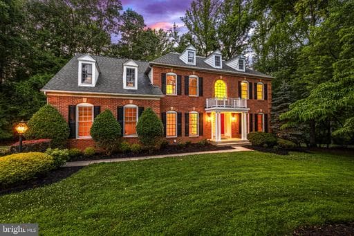4 Falling Water Ct, Reisterstown, MD 21136-5659, United States - Photo 1