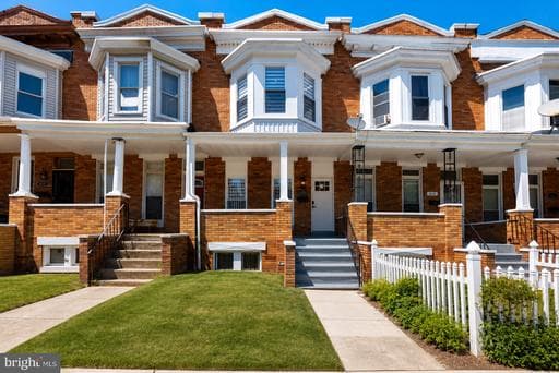 828 CHAUNCEY AVENUE