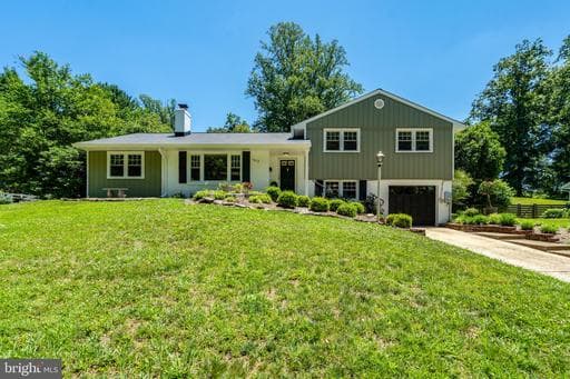7618 Highland St, Springfield, VA 22150-3931, United States - Photo 1