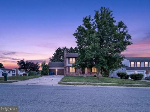 801 HIGH PLAIN DRIVE - Photo 1