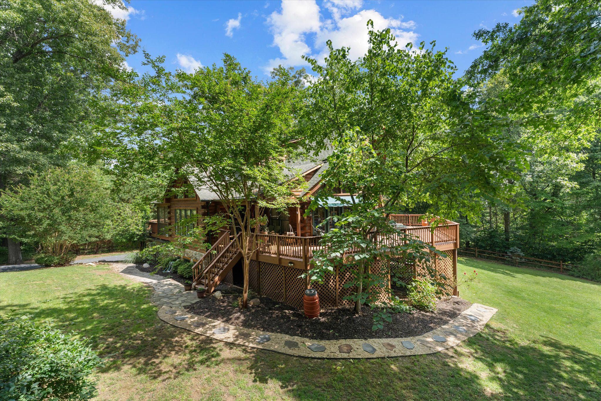 459 Windy Pines Rd, Front Royal, VA 22630-5619, United States