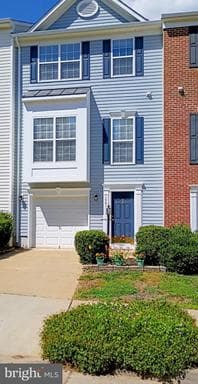 1961 CREPE MYRTLE LANE