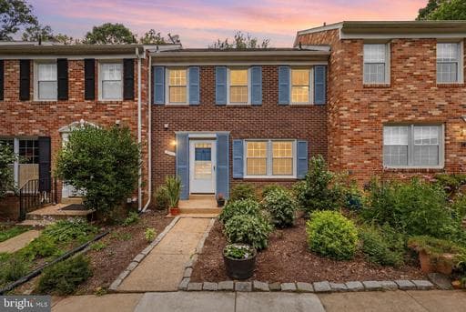8398 UXBRIDGE COURT